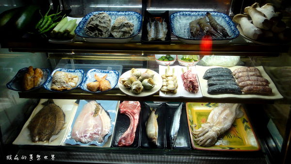 阿國海鮮燒烤小鋪|永和平價美味居酒屋,竟然有賣羊肉爐、鹽烤超大魷魚好吃 @猴屁的異想世界 阿國海鮮燒烤小鋪|永和平價美味居酒屋,竟然有賣羊肉爐、鹽烤超大魷魚好吃 @猴屁的異想世界