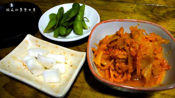阿國海鮮燒烤小鋪|永和平價美味居酒屋,竟然有賣羊肉爐、鹽烤超大魷魚好吃 @猴屁的異想世界 阿國海鮮燒烤小鋪|永和平價美味居酒屋,竟然有賣羊肉爐、鹽烤超大魷魚好吃 @猴屁的異想世界