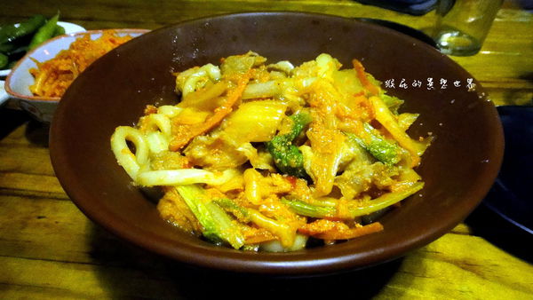 阿國海鮮燒烤小鋪|永和平價美味居酒屋,竟然有賣羊肉爐、鹽烤超大魷魚好吃 @猴屁的異想世界 阿國海鮮燒烤小鋪|永和平價美味居酒屋,竟然有賣羊肉爐、鹽烤超大魷魚好吃 @猴屁的異想世界