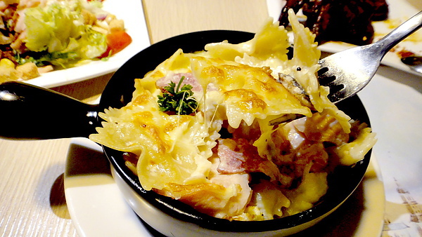莫卡迪義法創意料理|台北東區餐廳,義法創意料理,精緻甜點創意無限 @猴屁的異想世界 莫卡迪義法創意料理|台北東區餐廳,義法創意料理,精緻甜點創意無限 @猴屁的異想世界