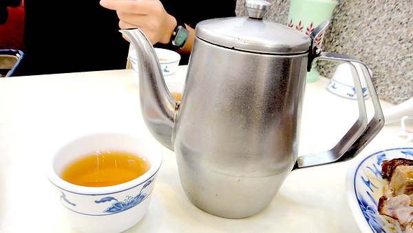 香城燒臘小館|新莊超厲害港式燒臘,化皮燒肉必點,輔大周邊超人氣排隊美食 @猴屁的異想世界 香城燒臘小館|新莊超厲害港式燒臘,化皮燒肉必點,輔大周邊超人氣排隊美食 @猴屁的異想世界