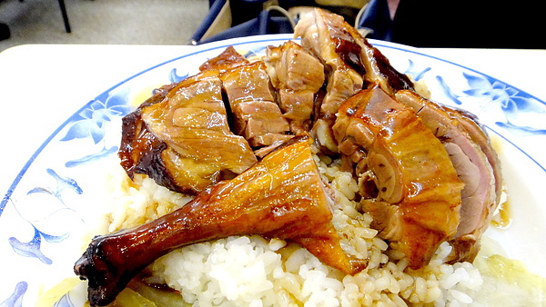 香城燒臘小館|新莊超厲害港式燒臘,化皮燒肉必點,輔大周邊超人氣排隊美食 @猴屁的異想世界 香城燒臘小館|新莊超厲害港式燒臘,化皮燒肉必點,輔大周邊超人氣排隊美食 @猴屁的異想世界