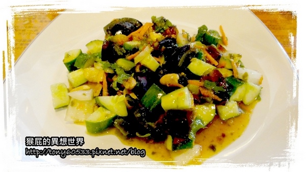 泰北料理|台中第一間泰式料理吃到飽,檸檬鱸魚超好吃,但配菜沒吃完要罰錢 @猴屁的異想世界 泰北料理|台中第一間泰式料理吃到飽,檸檬鱸魚超好吃,但配菜沒吃完要罰錢 @猴屁的異想世界