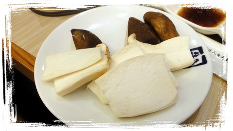 牛角日式炭火燒肉板橋店|日本人氣燒肉吃到飽,有單點品質、沙瓦啤酒無限暢飲 @猴屁的異想世界 牛角日式炭火燒肉板橋店|日本人氣燒肉吃到飽,有單點品質、沙瓦啤酒無限暢飲 @猴屁的異想世界