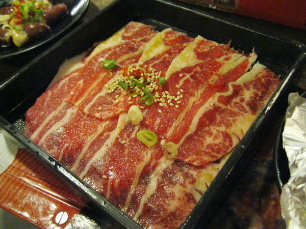 烤狀猿日式燒烤一中店|台中一中街人氣燒肉吃到飽,平日午餐只要599元 @猴屁的異想世界 烤狀猿日式燒烤一中店|台中一中街人氣燒肉吃到飽,平日午餐只要599元 @猴屁的異想世界