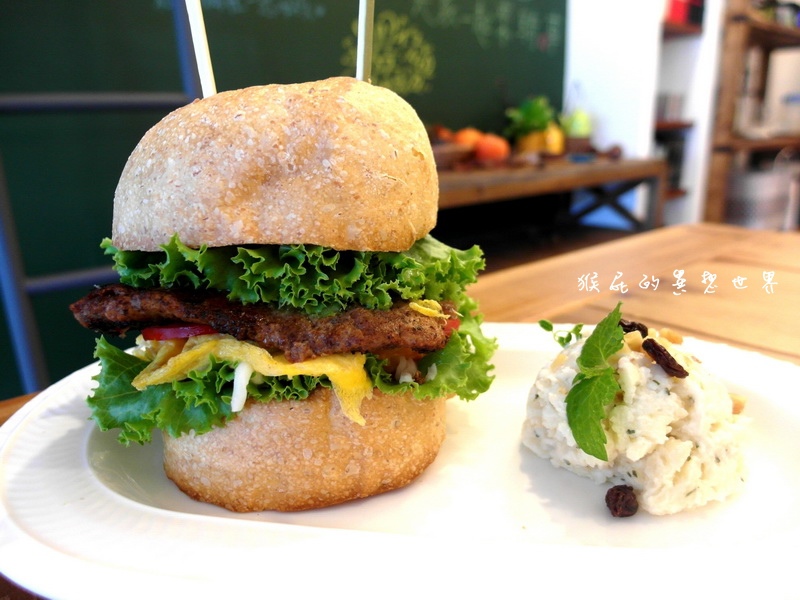 Nook Avenue紐客輕食|台中西區早午餐,傢俱店變身超有質感咖啡廳,早午餐、下午茶一次滿足 @猴屁的異想世界 【台中西區】Nook Avenue紐客輕食!傢俱店變身超有質感咖啡廳!早午餐、下午茶一次滿足!(已歇業)