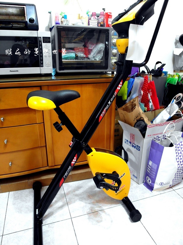 GAME-BIKE互動式遊戲健身車|二代藍芽互動式遊戲健身車,附五款免費app遊戲,邊健身邊玩遊戲 @猴屁的異想世界 GAME-BIKE互動式遊戲健身車|二代藍芽互動式遊戲健身車,附五款免費app遊戲,邊健身邊玩遊戲 @猴屁的異想世界