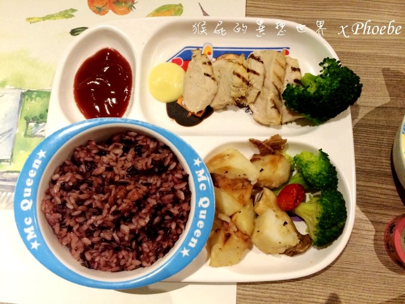 元也Cafe&Meal|台中美食推薦!近朝馬、秋紅谷,有停車場與兒童餐的親子友善餐廳 @猴屁的異想世界 元也Cafe&Meal|台中美食推薦!近朝馬、秋紅谷,有停車場與兒童餐的親子友善餐廳 @猴屁的異想世界