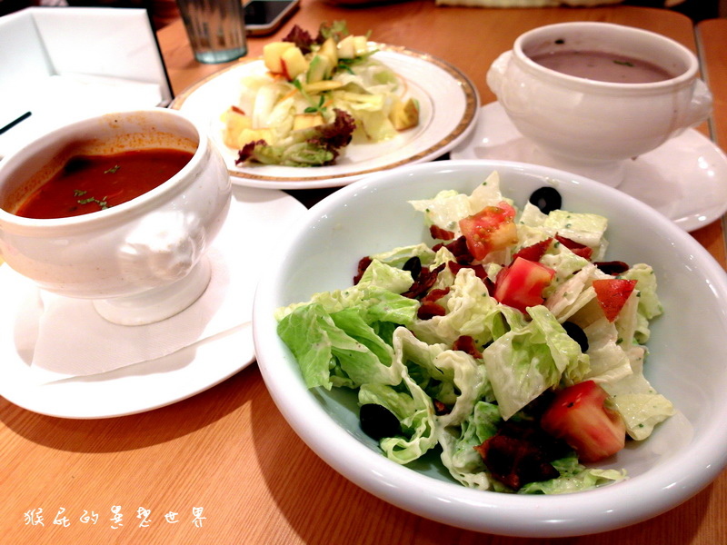 Focus Kitchen肯恩廚房|台北永康街美式餐廳,有漢堡、早午餐、披薩、義大利麵,適合聚餐 @猴屁的異想世界 Focus Kitchen肯恩廚房|台北永康街美式餐廳,有漢堡、早午餐、披薩、義大利麵,適合聚餐 @猴屁的異想世界
