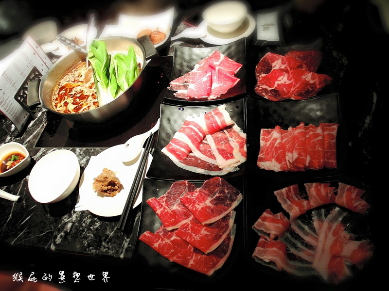 辛殿麻辣鍋|台北火鍋吃到飽,精緻鴛鴦鍋頂級食材,環境優、好吃的麻辣火鍋 @猴屁的異想世界 【台北吃到飽】辛殿麻辣鍋頂級食材吃到飽!精緻鴛鴦鍋、環境優、好吃的麻辣火鍋(近松江南京站)