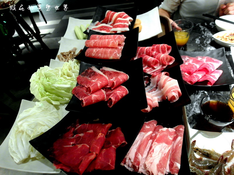 辛殿麻辣鍋|台北火鍋吃到飽,精緻鴛鴦鍋頂級食材,環境優、好吃的麻辣火鍋 @猴屁的異想世界 辛殿麻辣鍋|台北火鍋吃到飽,精緻鴛鴦鍋頂級食材,環境優、好吃的麻辣火鍋 @猴屁的異想世界