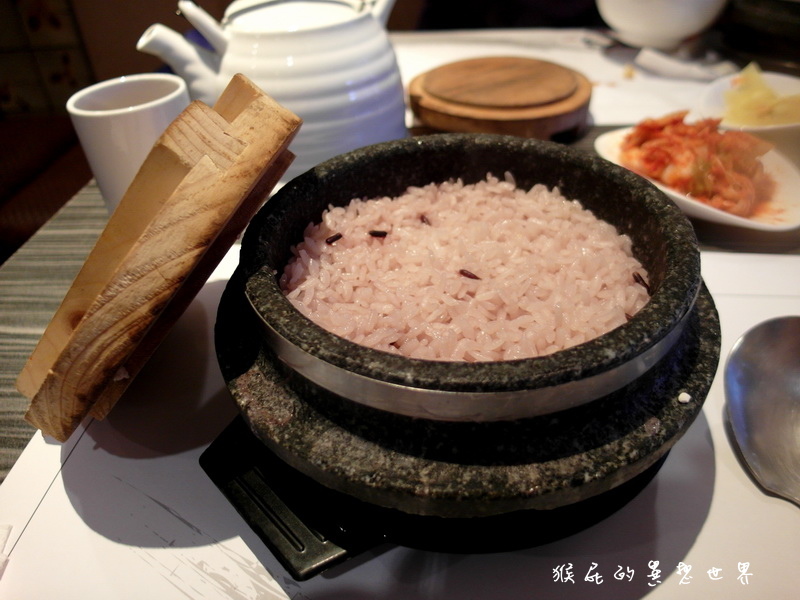 涓豆腐韓式料理中山店|台北中山美食推薦!韓國人氣嫩豆腐煲專門店,小菜吃到飽還有包廂壽星優惠 @猴屁的異想世界 涓豆腐韓式料理中山店|台北中山美食推薦!韓國人氣嫩豆腐煲專門店,小菜吃到飽還有包廂壽星優惠 @猴屁的異想世界