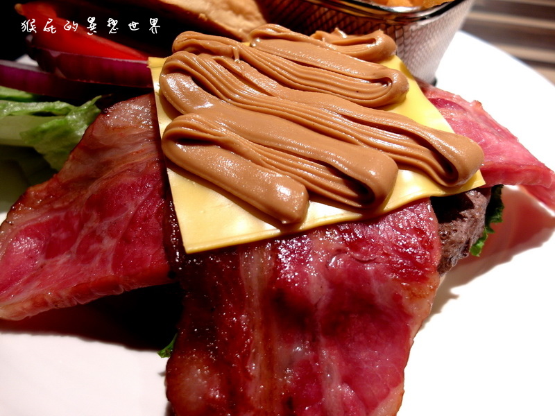 遇見好美食咖啡|台北西門町CP值高餐廳,平價美味漢堡、早午餐、義大利麵,飲料無限暢飲 @猴屁的異想世界 遇見好美食咖啡|台北西門町CP值高餐廳,平價美味漢堡、早午餐、義大利麵,飲料無限暢飲 @猴屁的異想世界