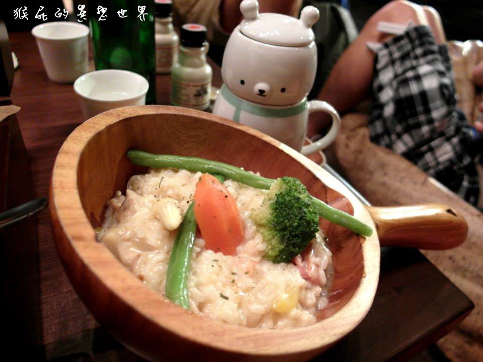 TankQ Cafe & Bar|台北早午餐推薦,超大份量行李箱早午餐,復仇者、小小兵迷必吃 @猴屁的異想世界 TankQ Cafe & Bar|台北早午餐推薦,超大份量行李箱早午餐,復仇者、小小兵迷必吃 @猴屁的異想世界