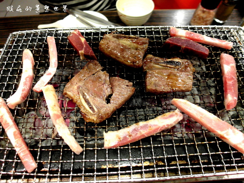 有間燒烤環球旗艦店|台北燒肉吃到飽,澎湖產地直送新鮮大生蠔吃到飽CP值超高 @猴屁的異想世界 有間燒烤環球旗艦店|台北燒肉吃到飽,澎湖產地直送新鮮大生蠔吃到飽CP值超高 @猴屁的異想世界