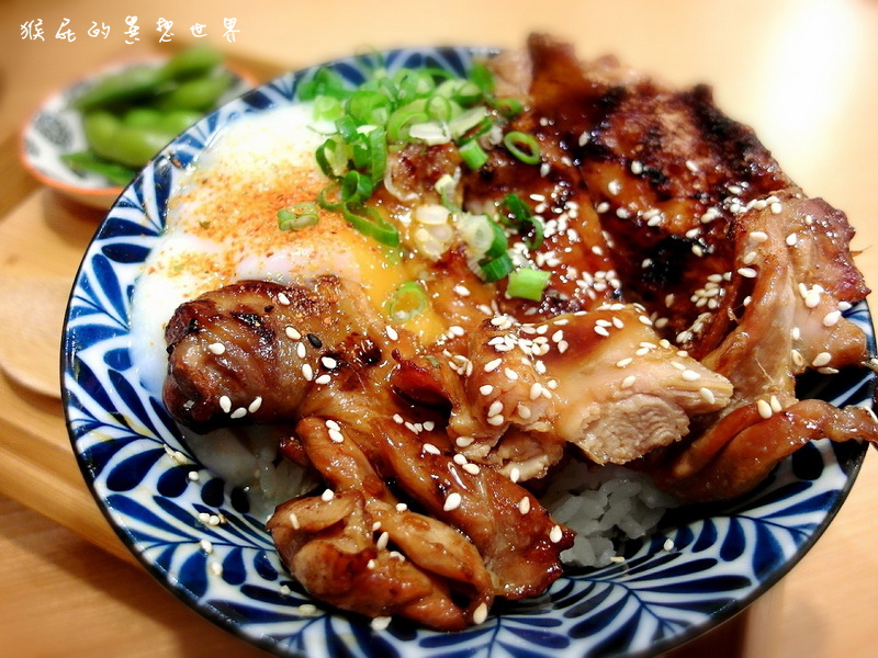 海力士日本料理|新北中和平價日式餐廳,味噌湯飲料小菜吃到飽,生魚片拉麵丼飯通通有! @猴屁的異想世界 【新北中永和】海力士平價日本料理(生魚片、拉麵、牛丼、串烤)!味噌湯、飲料、小菜吃到飽!中永和周邊美食餐廳!(中正店)
