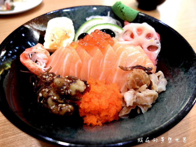 海力士日本料理|新北中和平價日式餐廳,味噌湯飲料小菜吃到飽,生魚片拉麵丼飯通通有! @猴屁的異想世界 海力士日本料理|新北中和平價日式餐廳,味噌湯飲料小菜吃到飽,生魚片拉麵丼飯通通有! @猴屁的異想世界