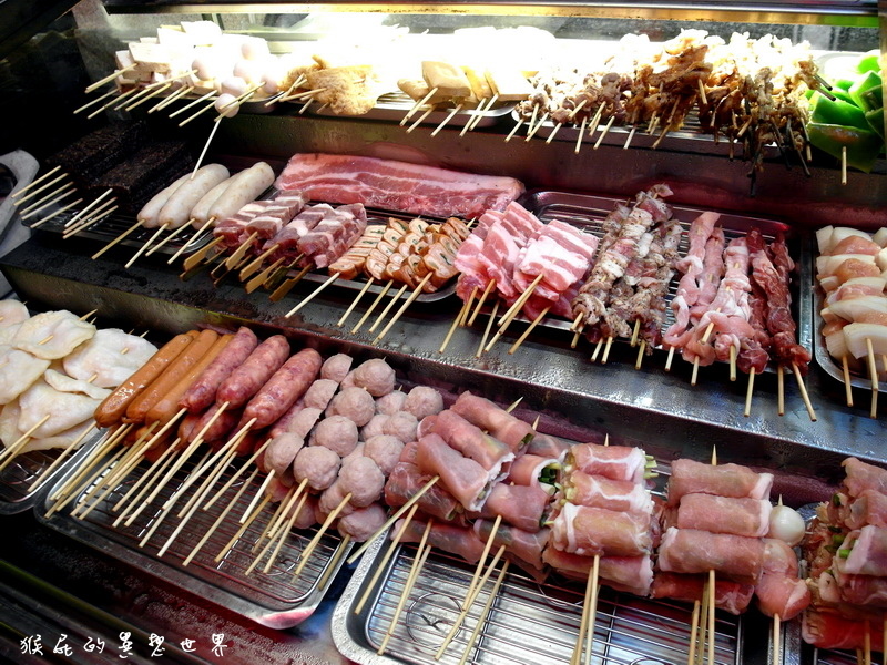 夜燒串燒居酒屋健行店|台中平價居酒屋推薦,串燒烤肉配啤酒超滿足 @猴屁的異想世界 夜燒串燒居酒屋健行店|台中平價居酒屋推薦,串燒烤肉配啤酒超滿足 @猴屁的異想世界