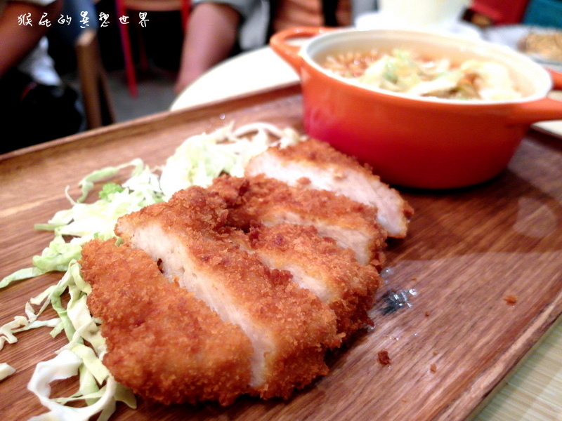西九龍中心|香港美食推薦,環境跟餐點都超優的Cafe360、香港美食街8F大廚美食廣場 @猴屁的異想世界 西九龍中心|香港美食推薦,環境跟餐點都超優的Cafe360、香港美食街8F大廚美食廣場 @猴屁的異想世界