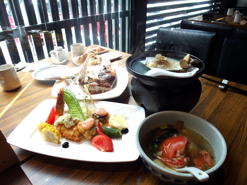 本壽司日本料理|台中CP值超高日本料理,隱藏版雙人套餐超級豪華,有包廂適合聚餐 @猴屁的異想世界 本壽司日本料理|台中CP值超高日本料理,隱藏版雙人套餐超級豪華,有包廂適合聚餐 @猴屁的異想世界