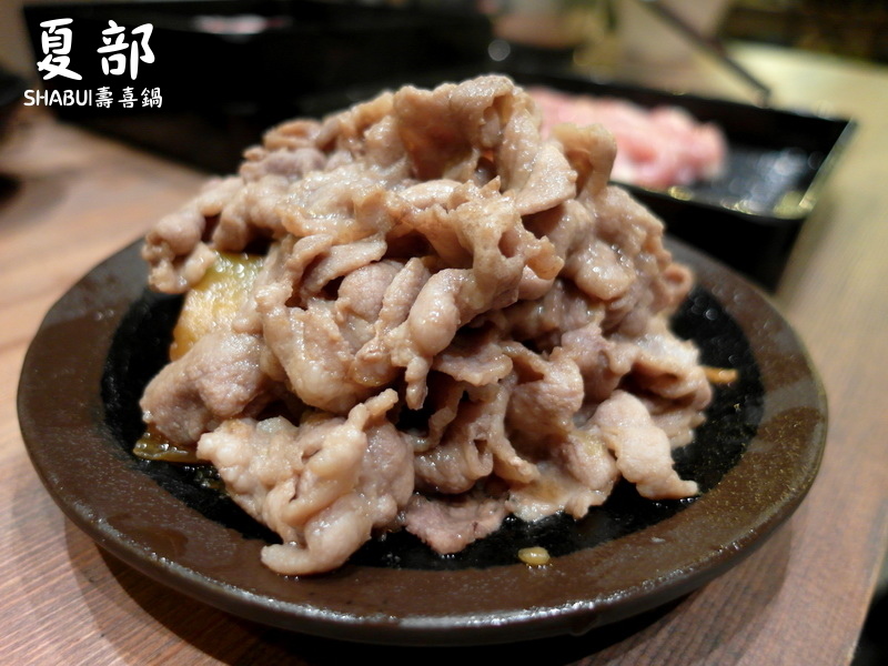 夏部SHABU壽喜鍋吃到飽|懷舊復古風壽喜燒,還有泡菜鍋、牛奶鍋、麻辣鍋等多種選擇 @猴屁的異想世界 夏部SHABU壽喜鍋吃到飽|懷舊復古風壽喜燒,還有泡菜鍋、牛奶鍋、麻辣鍋等多種選擇 @猴屁的異想世界