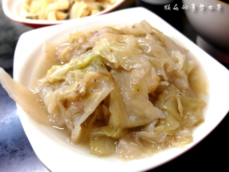 三重知高飯|媒體強力推薦33年老店,皮Q肉嫩的腿庫,搭配青菜滷蛋鋪滿整碗 @猴屁的異想世界 三重知高飯|媒體強力推薦33年老店,皮Q肉嫩的腿庫,搭配青菜滷蛋鋪滿整碗 @猴屁的異想世界