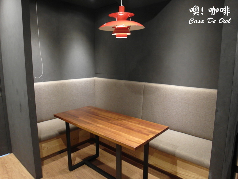 CASA DE OWL 噢!咖啡 |台北不限時咖啡館,美式餐廳漢堡好吃,環境優、有包廂、適合聚餐包場 @猴屁的異想世界 CASA DE OWL 噢!咖啡 |台北不限時咖啡館,美式餐廳漢堡好吃,環境優、有包廂、適合聚餐包場 @猴屁的異想世界