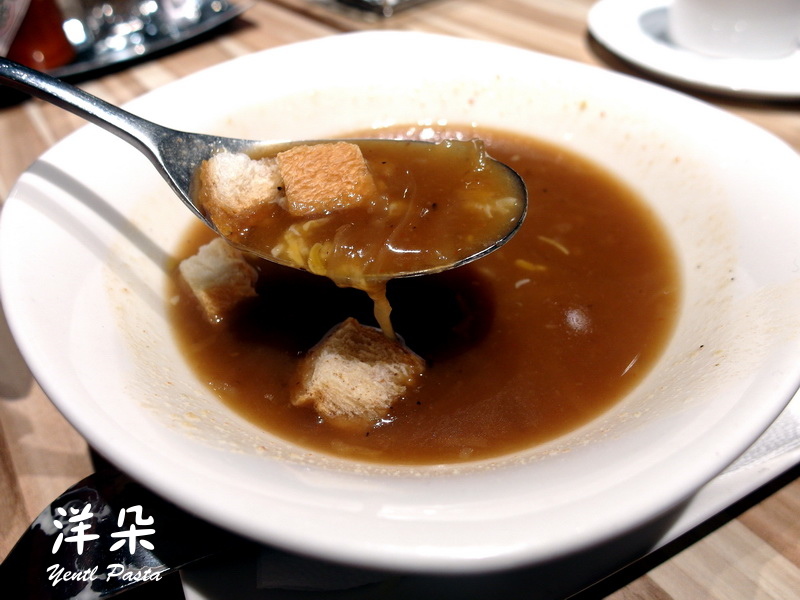 洋朵義式廚房|中和好吃義大利麵餐廳,蛋黃哥破蛋秀超誘人,近捷運永安市場站 @猴屁的異想世界 洋朵義式廚房|中和好吃義大利麵餐廳,蛋黃哥破蛋秀超誘人,近捷運永安市場站 @猴屁的異想世界