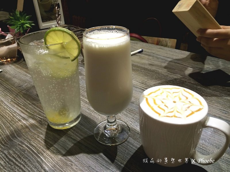 夏爾Shire美式餐廳|台中牛排推薦,24盎司牛排好威,中科隱藏版美食,有Wifi、不收服務費 @猴屁的異想世界 夏爾Shire美式餐廳|台中牛排推薦,24盎司牛排好威,中科隱藏版美食,有Wifi、不收服務費 @猴屁的異想世界