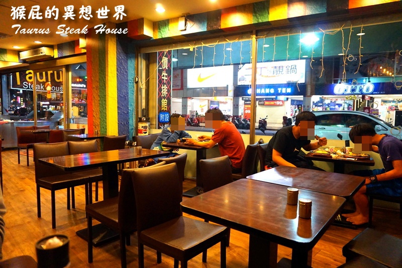 【三重美食】金牛座平價牛排館|比臉大30盎司牛排超震撼,附酥皮濃湯、冰淇淋、飲料吃到飽! @猴屁的異想世界 【三重美食】金牛座平價牛排館|比臉大30盎司牛排超震撼,附酥皮濃湯、冰淇淋、飲料吃到飽! @猴屁的異想世界