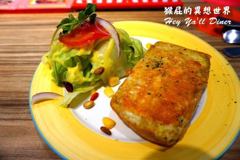 荷亞輕食館輔大店|新莊輔大周邊美食CP值超高義大利麵、披薩、漢堡,套餐飲料無限暢飲 @猴屁的異想世界 荷亞輕食館輔大店|新莊輔大周邊美食CP值超高義大利麵、披薩、漢堡,套餐飲料無限暢飲 @猴屁的異想世界
