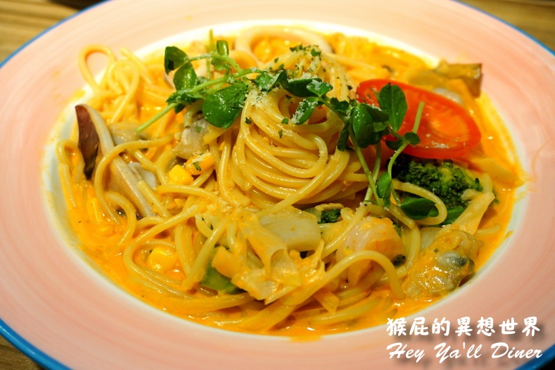 荷亞輕食館輔大店|新莊輔大周邊美食CP值超高義大利麵、披薩、漢堡,套餐飲料無限暢飲 @猴屁的異想世界 荷亞輕食館輔大店|新莊輔大周邊美食CP值超高義大利麵、披薩、漢堡,套餐飲料無限暢飲 @猴屁的異想世界