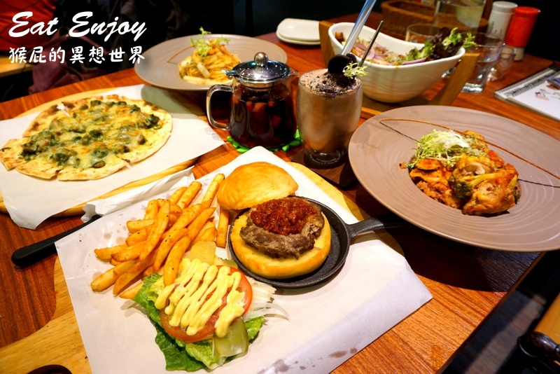 泰夯串燒/泰式居酒屋|板橋泰式料裡推薦,結合美食與美髮的超好吃串燒,寵物友善餐廳 @猴屁的異想世界 【新北新店】Eat Enjoy意享美式餐廳!義大利麵、披薩、漢堡、燉飯都好好吃!店狗法鬥超可愛、寵物友善餐廳、有wifi!(捷運新店區公所站)(文末抽獎)