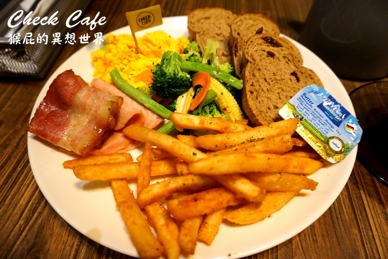 Check Cafe雀客咖啡|台北行天宮咖啡廳推薦,工業風早午餐超好拍,有包廂適合聚會 @猴屁的異想世界 Check Cafe雀客咖啡|台北行天宮咖啡廳推薦,工業風早午餐超好拍,有包廂適合聚會 @猴屁的異想世界