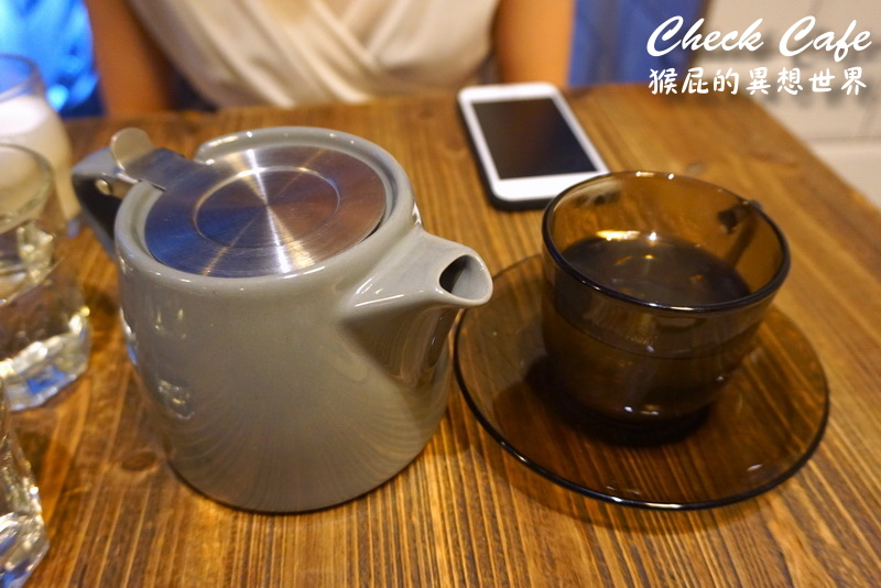 Check Cafe雀客咖啡|台北行天宮咖啡廳推薦,工業風早午餐超好拍,有包廂適合聚會 @猴屁的異想世界 Check Cafe雀客咖啡|台北行天宮咖啡廳推薦,工業風早午餐超好拍,有包廂適合聚會 @猴屁的異想世界