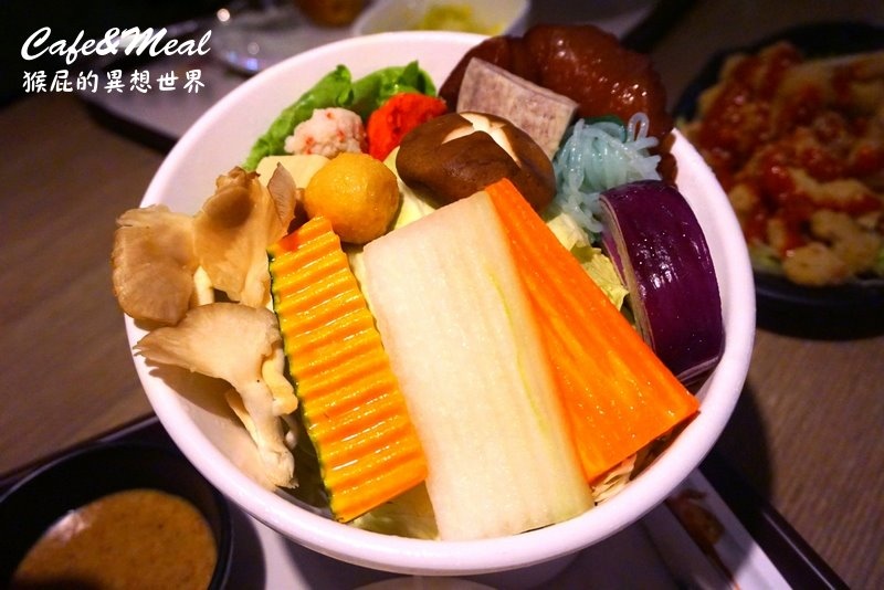 自在森林Cafe&Meal|台中餐廳完全在比氣派的,環境優適合聚餐慶生,有停車場、有包廂 @猴屁的異想世界 自在森林Cafe&Meal|台中餐廳完全在比氣派的,環境優適合聚餐慶生,有停車場、有包廂 @猴屁的異想世界