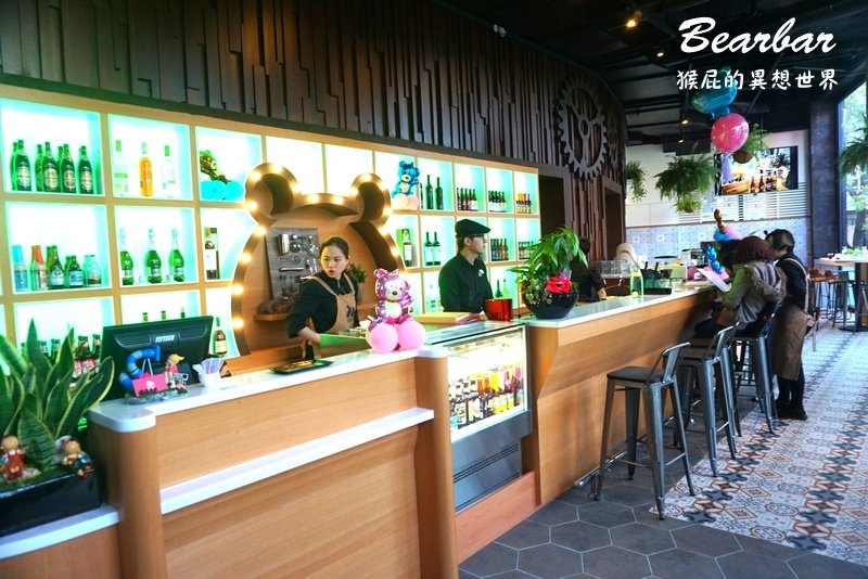 Bearbar熊吧餐酒館|台中超夯親子餐廳,有兩層樓高溜滑梯還有沙堆,義大利麵好吃 @猴屁的異想世界 Bearbar熊吧餐酒館|台中超夯親子餐廳,有兩層樓高溜滑梯還有沙堆,義大利麵好吃 @猴屁的異想世界