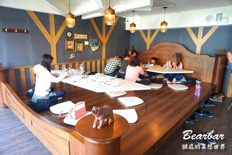 Bearbar熊吧餐酒館|台中超夯親子餐廳,有兩層樓高溜滑梯還有沙堆,義大利麵好吃 @猴屁的異想世界 Bearbar熊吧餐酒館|台中超夯親子餐廳,有兩層樓高溜滑梯還有沙堆,義大利麵好吃 @猴屁的異想世界