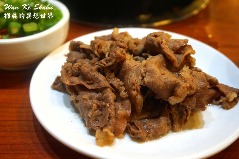 萬客什鍋青海店|台中超紅排隊火鍋店,招牌燒酒雞加炸蛋必點,營業到凌晨5點,台中宵夜推薦 @猴屁的異想世界 萬客什鍋青海店|台中超紅排隊火鍋店,招牌燒酒雞加炸蛋必點,營業到凌晨5點,台中宵夜推薦 @猴屁的異想世界