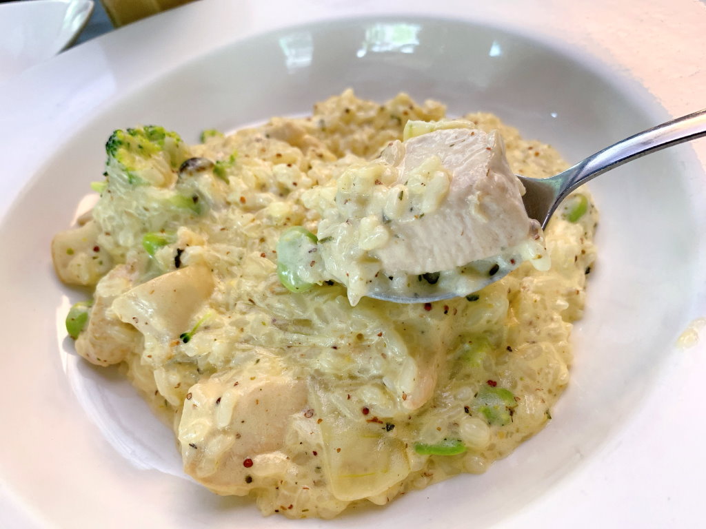 阿米奇義式廚房｜台中精明一街巷弄美食，便宜又好吃的義大利麵、燉飯，有壽星優惠 @猴屁的異想世界