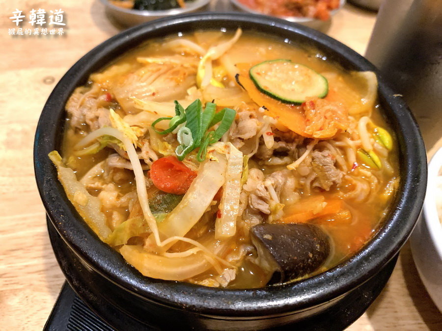 辛韓道|台北東區韓式料理推薦,小菜吃到飽+飲料暢飲,有包廂超適合聚餐! @猴屁的異想世界 辛韓道|台北東區韓式料理推薦,小菜吃到飽+飲料暢飲,有包廂超適合聚餐! @猴屁的異想世界