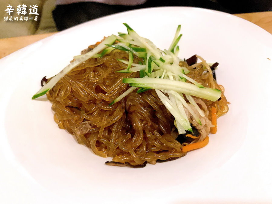 辛韓道|台北東區韓式料理推薦,小菜吃到飽+飲料暢飲,有包廂超適合聚餐! @猴屁的異想世界 辛韓道|台北東區韓式料理推薦,小菜吃到飽+飲料暢飲,有包廂超適合聚餐! @猴屁的異想世界