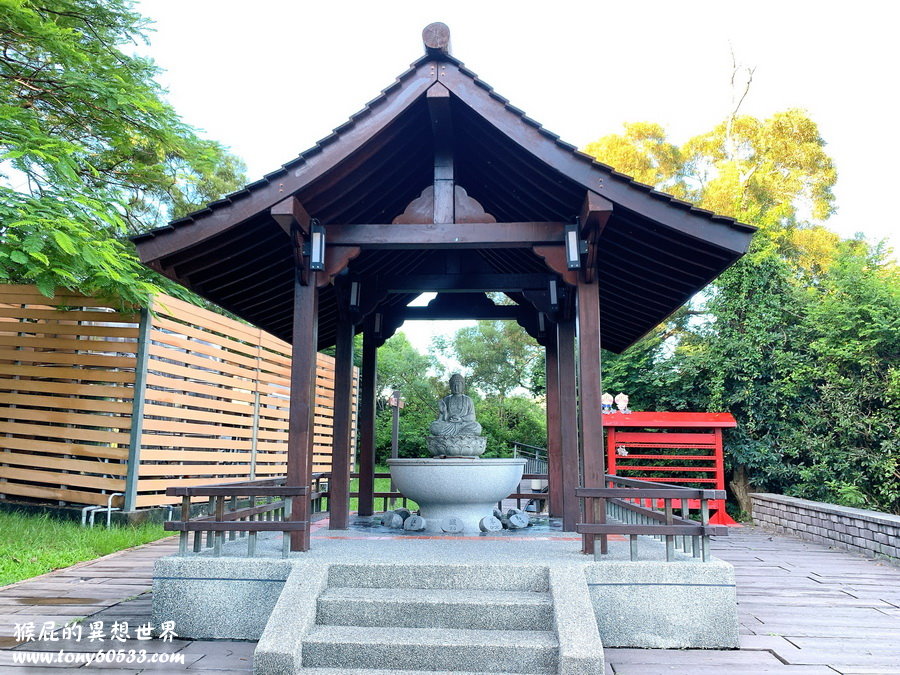 四重溪溫泉公園｜屏東免費泡腳景點，還有日式神社跟公仔可愛又好拍，溫泉季還會有燈海 @猴屁的異想世界