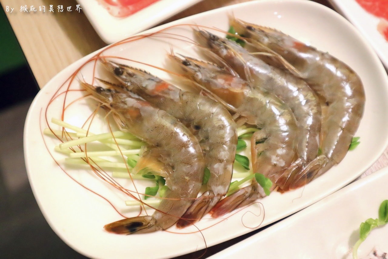 【台中火鍋】石二鍋台中青海家樂福店|王品平價火鍋248元起,新湯底必吃高CP值推薦 @猴屁的異想世界 【台中火鍋】石二鍋台中青海家樂福店|王品平價火鍋248元起,新湯底必吃高CP值推薦 @猴屁的異想世界