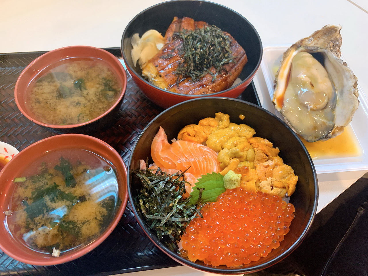 黑門三平|大阪黑門市場人氣海鮮丼、生魚片、鰻魚飯推薦,內用外帶都方便 @猴屁的異想世界 黑門三平|大阪黑門市場人氣海鮮丼、生魚片、鰻魚飯推薦,內用外帶都方便 @猴屁的異想世界