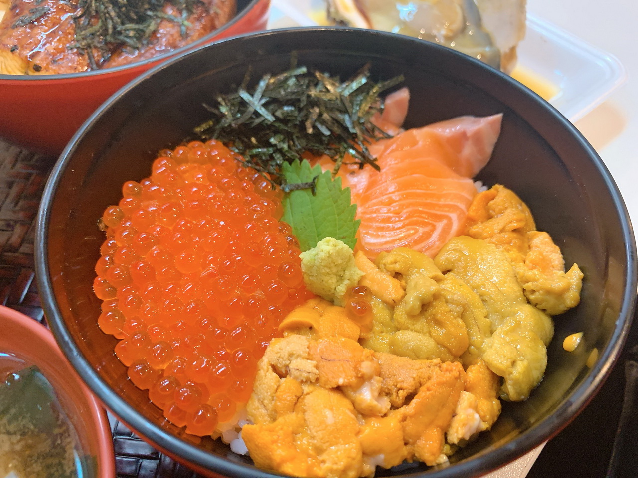 黑門三平|大阪黑門市場人氣海鮮丼、生魚片、鰻魚飯推薦,內用外帶都方便 @猴屁的異想世界 黑門三平|大阪黑門市場人氣海鮮丼、生魚片、鰻魚飯推薦,內用外帶都方便 @猴屁的異想世界