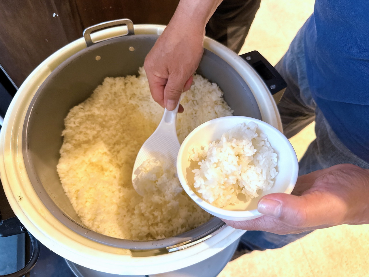 玖仰久仰|板橋最美熱炒店,白飯吃到飽超划算,一道菜70元起,再來杯珍奶絕配 @猴屁的異想世界 玖仰久仰|板橋最美熱炒店,白飯吃到飽超划算,一道菜70元起,再來杯珍奶絕配 @猴屁的異想世界