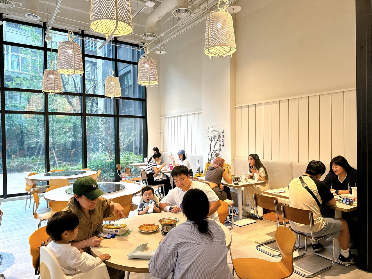 玖仰久仰|板橋最美熱炒店,白飯吃到飽超划算,一道菜70元起,再來杯珍奶絕配 @猴屁的異想世界 玖仰久仰|板橋最美熱炒店,白飯吃到飽超划算,一道菜70元起,再來杯珍奶絕配 @猴屁的異想世界