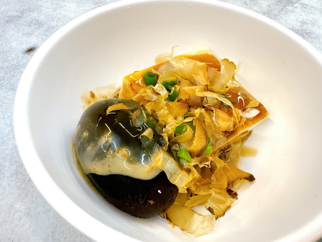 【阿川鵝肉】台中向上市場超人氣鵝肉店,肥美多汁軟嫩好吃賣到半夜12點 @猴屁的異想世界 【阿川鵝肉】台中向上市場超人氣鵝肉店,肥美多汁軟嫩好吃賣到半夜12點 @猴屁的異想世界