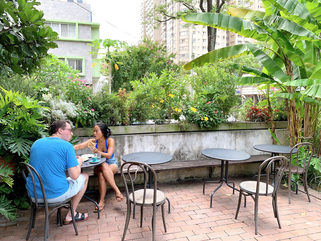 Dore多爾法式烘焙|台中森林系早午餐超夯,法式麵包超專業,大排隊也值得,附停車場 @猴屁的異想世界 Dore多爾法式烘焙|台中森林系早午餐超夯,法式麵包超專業,大排隊也值得,附停車場 @猴屁的異想世界